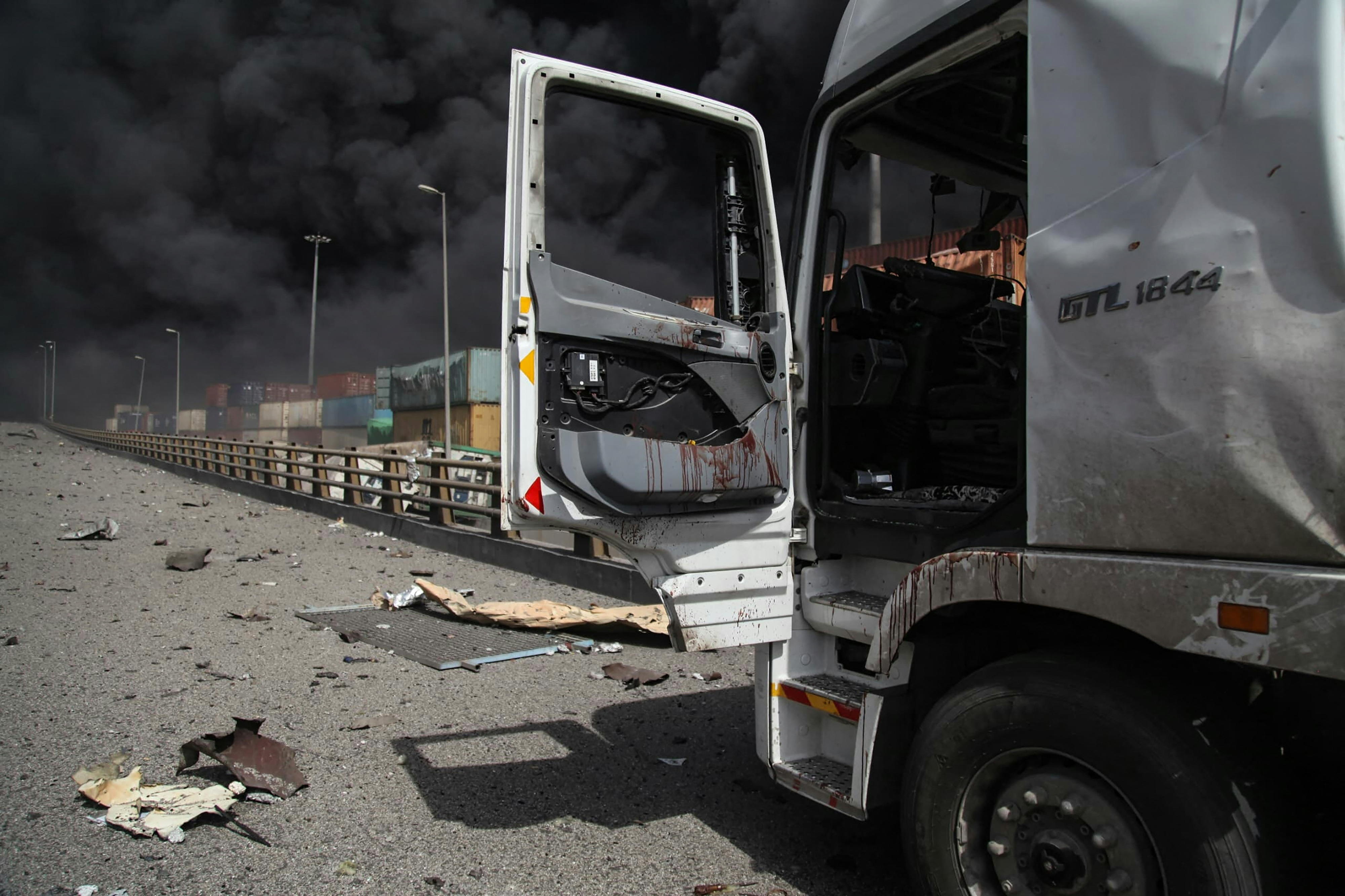 New explosions hamper efforts to contain massive fire at Iran’s Bandar Abbas Port